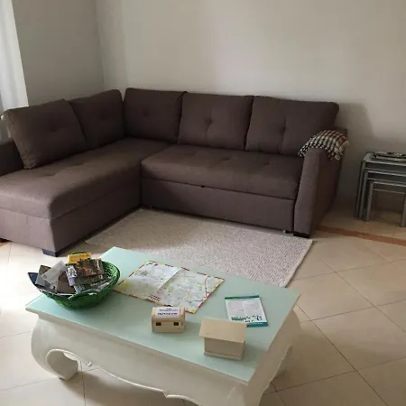 Apartment Fonte House Igreja Nova (Lisbon)
